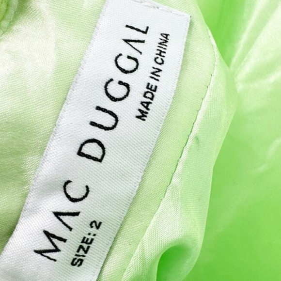 Mac Duggal Women's Green Indy A-Line Ruffled Back-Lace Chiffon Gown Size 2 NWT - Picture 9 of 14